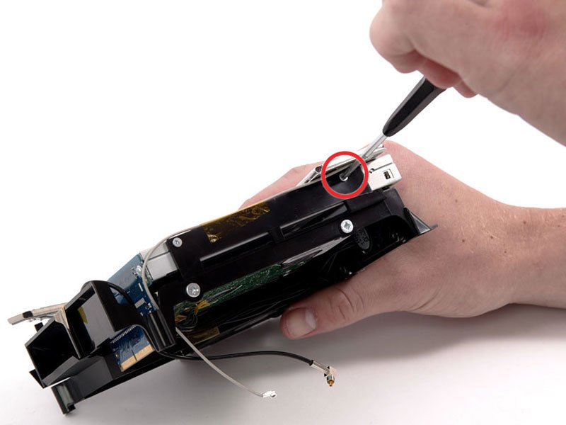 Mac mini (PowerPC) Bluetooth Antenna Replacement