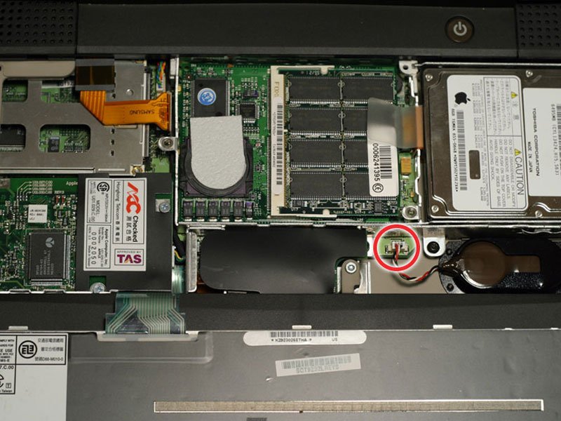 PowerBook G3 Lombard PRAM Battery Replacement