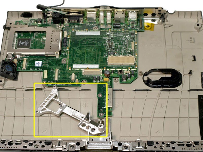 PowerBook G3 Pismo Logic Board Replacement