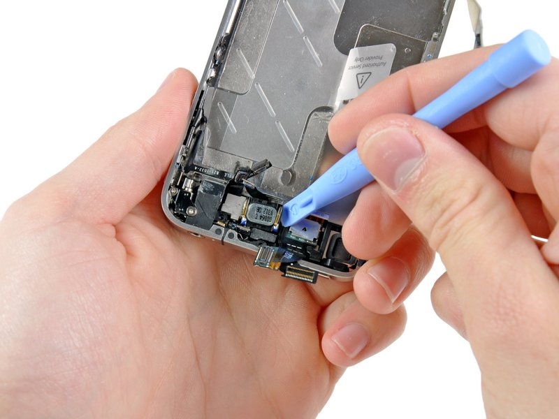 iPhone 4 Earpiece Speaker Replacement